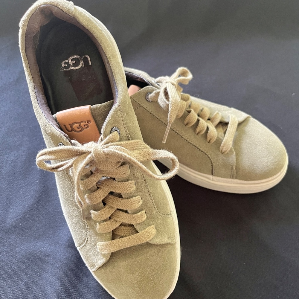 UGG Men's Cali Sneakers Military Suede, Size 8